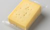 Formaggio confezionato sottovuoto con tecnologia flow-pack orizzontale